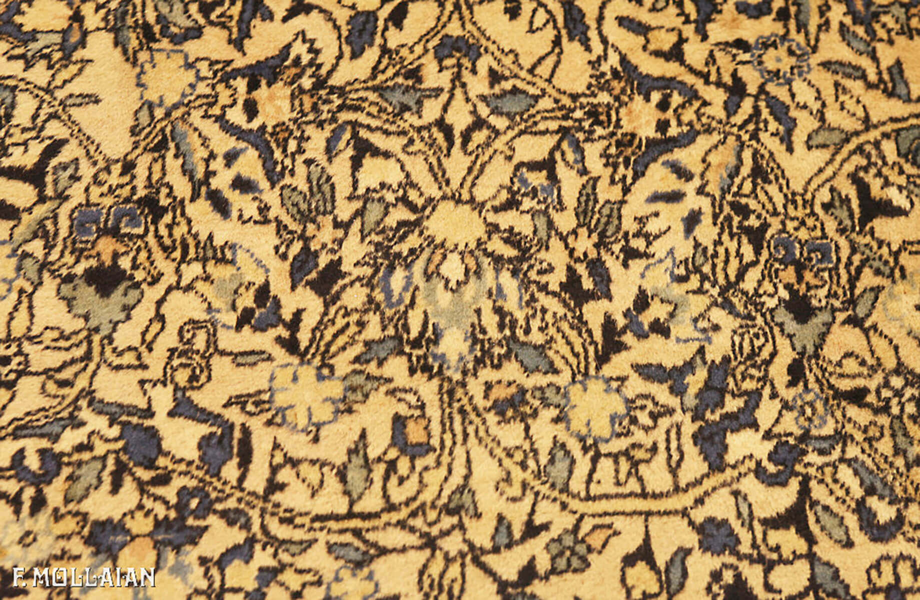 Antique Indian Indosaruk Carpet n°:61585585